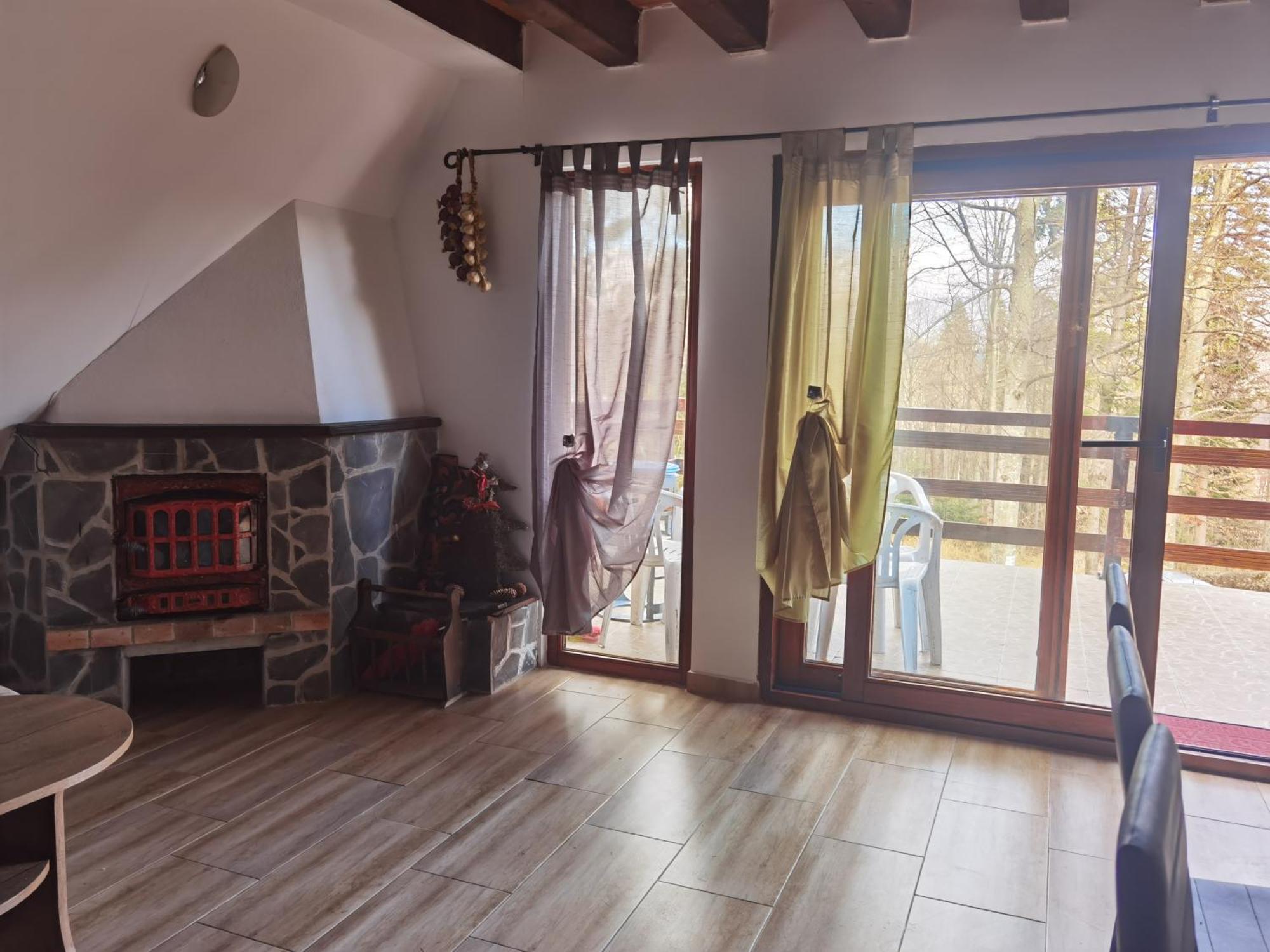Ines * Sinaia